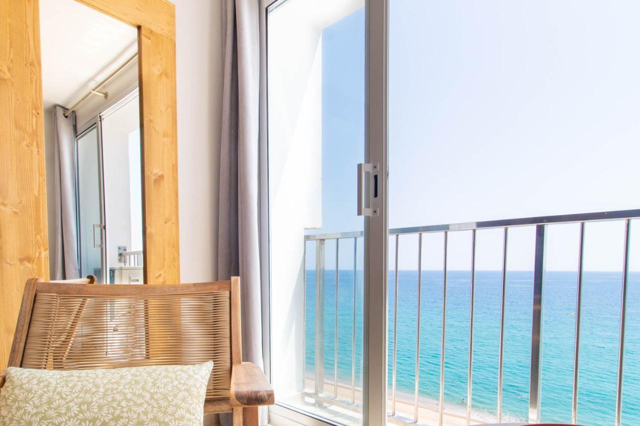 Banana Beach Boutique Studio ปลาตจาดาโร ภายนอก รูปภาพ